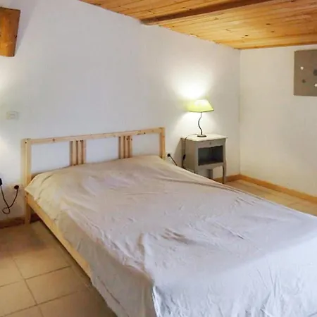 Maison De 6 Chambres A Saint Fort Sur Gironde Avec Jardin Amenage Et Wifi A 20 Km De La Plage